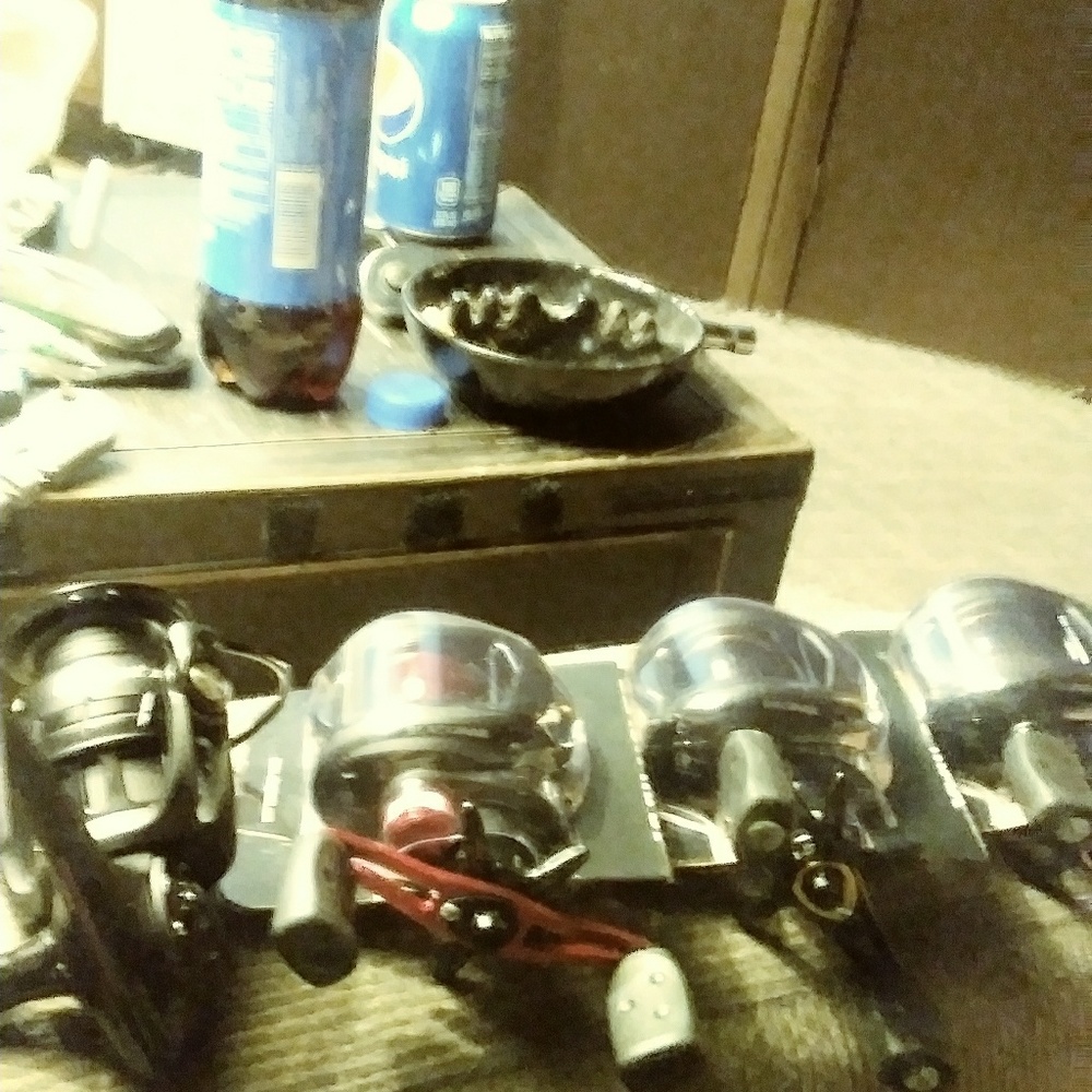 5 Abu Garcia reel for sale 2 primacy pd 66 ,1 blac